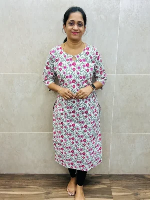 Printed cotton top (cotton lining) with fancy button on yoke (straight cut)